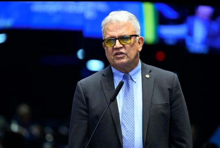 Senador Petecão propõe criação da Universidade Federal do Vale do Juruá