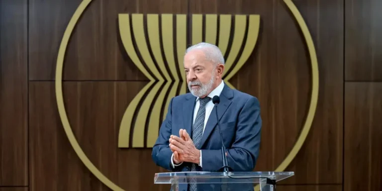 “Traficantes são vítimas dos usuários também”, diz Lula