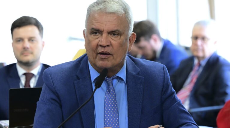Senado aprova proposta de Petecão para garantir limpeza nos rios da Amazônia