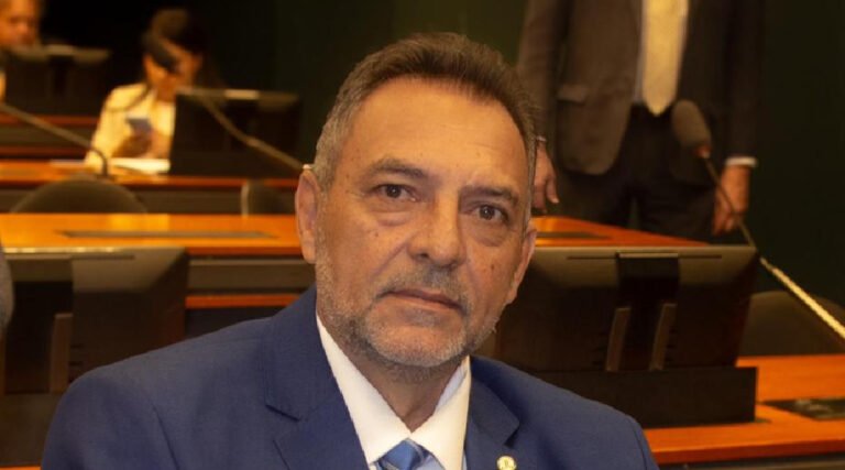 Zezinho Barbary defende gratuidade da bagagem de mão em voos domésticos e internacionais
