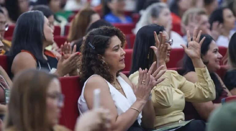 Acre é 2º no país em equilíbrio de gênero no serviço público, aponta pesquisa