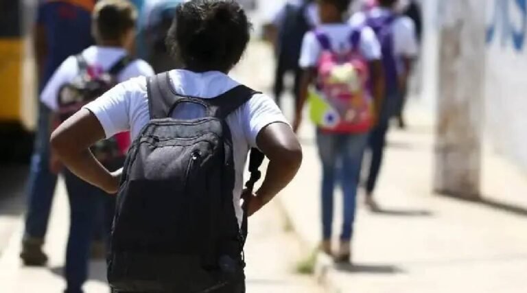 MPAC entra com ação para garantir matrícula de aluno em turno compatível com jornada de trabalho da mãe