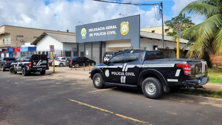 Comerciante é assaltado e perde R$ 17 mil em ação de casal armado em Cruzeiro do Sul