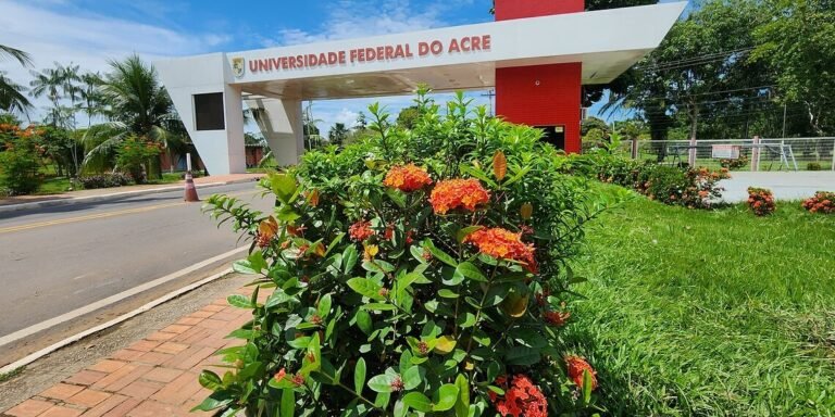 Ufac fecha com Cebraspe para vestibular de Medicina 2026 com questões sobre História e Geografia do Acre