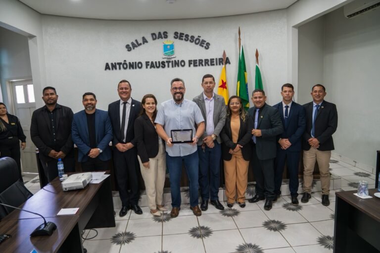 Câmara de Porto Acre realiza sessão solene em homenagem ao senador Alan Rick
