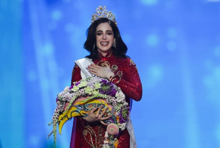 Mexicana Fátima Bosch vence o Miss Universo 2025 após episódio de polêmica com organizador
