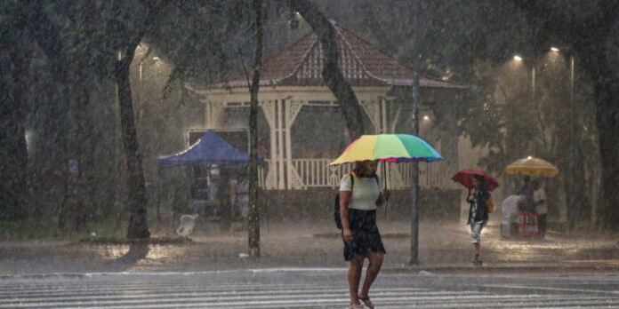 inmet-alerta-para-tempestades-em-tres-estados-ate-amanha;-veja-onde