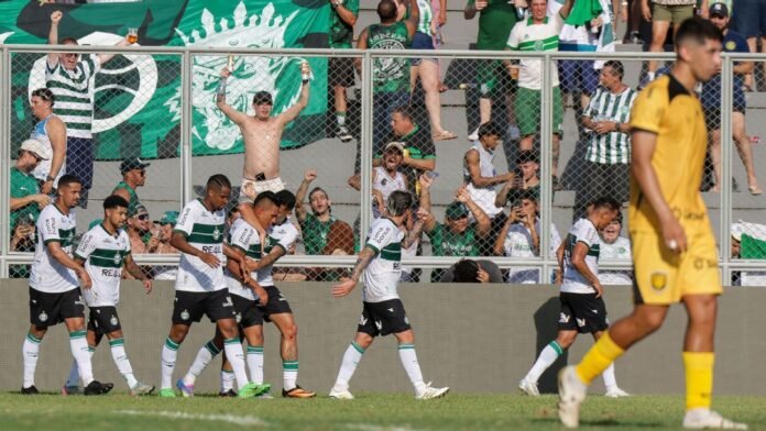 coritiba-vence-amazonas-e-conquista-o-tricampeonato-da-serie-b-do-brasileirao coritiba-vence-amazonas-e-conquista-o-tricampeonato-da-serie-b-do-brasileirao