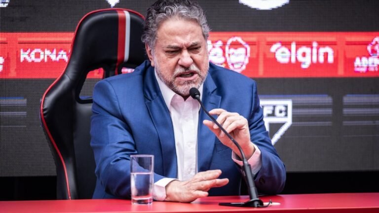 casares-responde-se-pode-renunciar-a-presidencia-do-sao-paulo