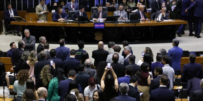 congresso-rejeita-52-vetos-ao-pl-do-licenciamento-ambiental