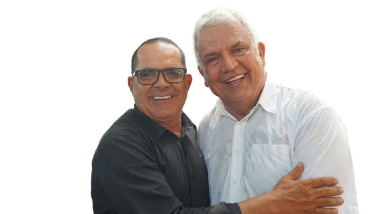 Petecão confirma R$ 382 mil à compra de barcos em Santa Rosa do Purus e fortalece produção rural