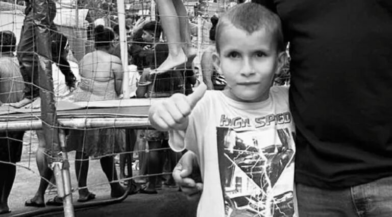 Menino de 7 anos morre após ser atropelado por motocicleta em Cruzeiro do Sul