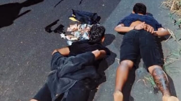 Polícia Militar prende dupla após assalto a comércio no bairro João Alves, em Cruzeiro do Sul