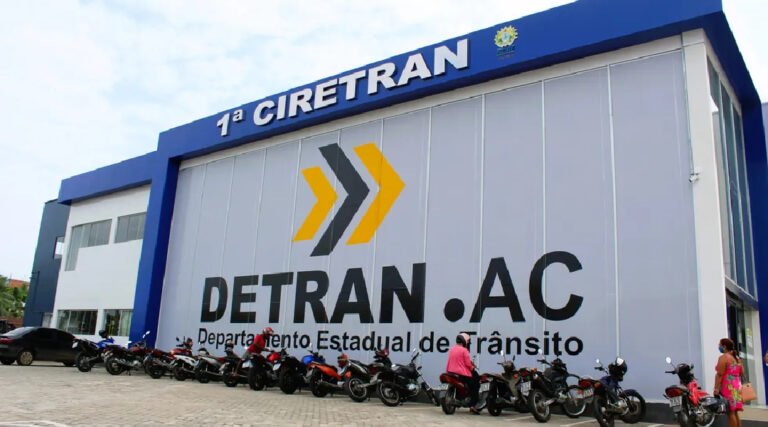 Detran-AC notifica motoristas sobre suspensão e cassação da CNH; bloqueio começa em janeiro de 2026