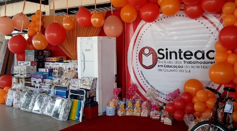 SINTEAC promove dia de confraternização e valorização para professores e servidores em Cruzeiro do Sul