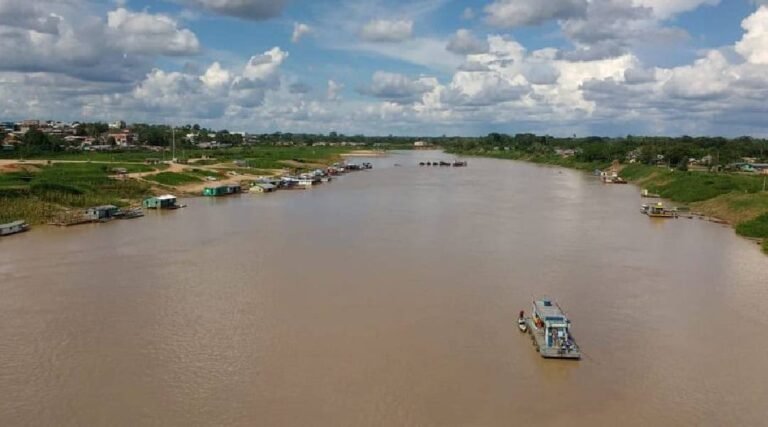 Nível do Rio Juruá ultrapassa 7 metros e sobe acima da média registrada em 2024