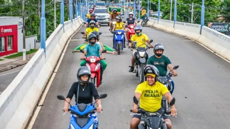 No Acre, carreata em favor de Bolsonaro reúne mais de 100 veículos