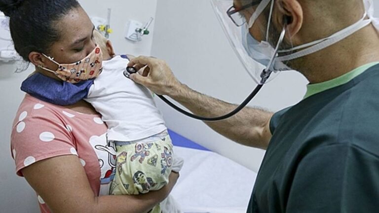 Após registro, Acre aumenta atendimentos por síndrome gripal e redução de casos graves