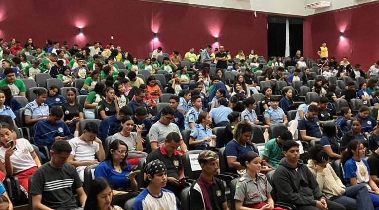 Concurso de Redação premia estudantes e reforça educação para o trânsito em Cruzeiro do Sul