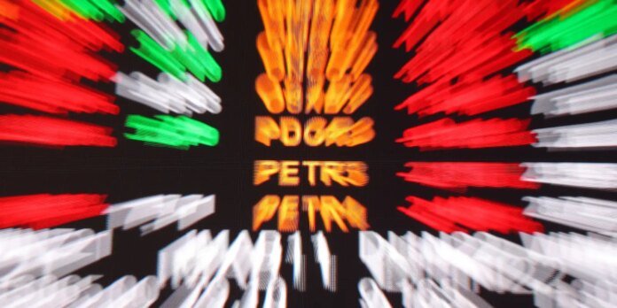 bolsa-cai-4,31%-em-dia-tenso-e-reverte-inicio-positivo-de-mes bolsa-cai-4,31%-em-dia-tenso-e-reverte-inicio-positivo-de-mes