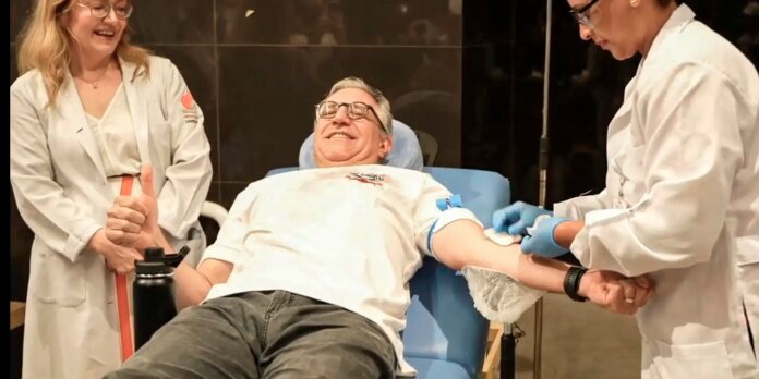 padilha-doa-sangue-e-marca-inicio-da-vacinacao-contra-virus-sincicial