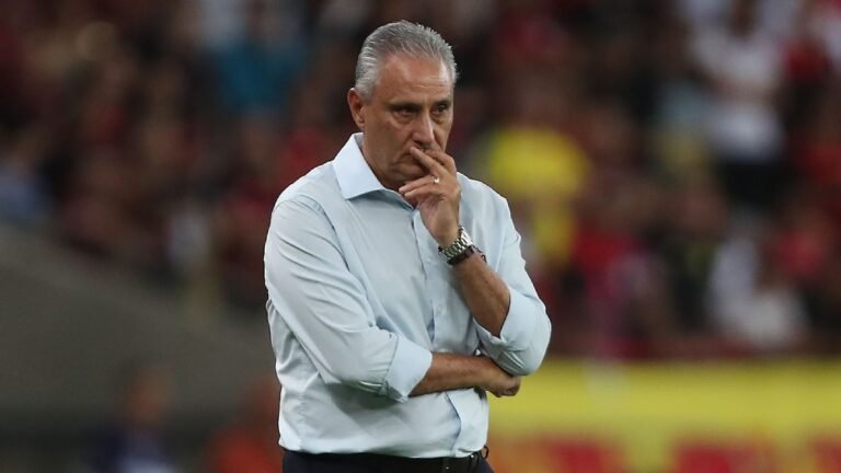 tite-lembra-semana-muito-dificil-apos-crise-de-ansiedade-que-o-fez-recusar-corinthians: