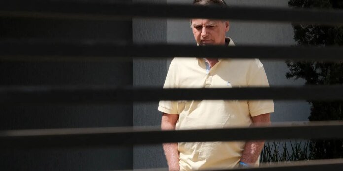 defesa-pede-autorizacao-para-bolsonaro-deixar-prisao-e-fazer-cirurgia defesa-pede-autorizacao-para-bolsonaro-deixar-prisao-e-fazer-cirurgia
