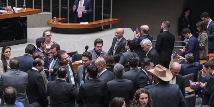 pl-da-dosimetria-beneficia-criminosos-comuns,-dizem-especialistas pl-da-dosimetria-beneficia-criminosos-comuns,-dizem-especialistas