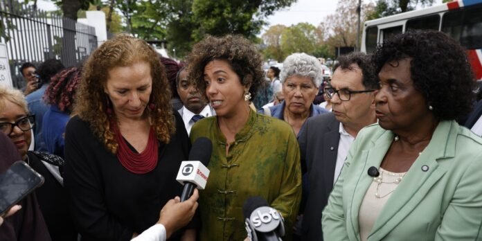 motta-volta-atras-e-mantem-escolta-de-seguranca-para-deputada-do-psol motta-volta-atras-e-mantem-escolta-de-seguranca-para-deputada-do-psol