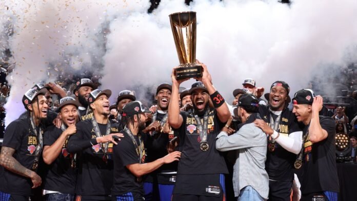 new-york-knicks-deslancha-no-ultimo-quarto,-vira-sobre-os-spurs-e-e-campeao-da-nba-cup