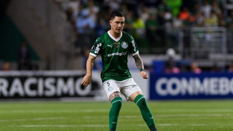 palmeiras-acerta-a-venda-de-anibal-moreno-por-quase-r$-40-milhoes-ao-river-plate