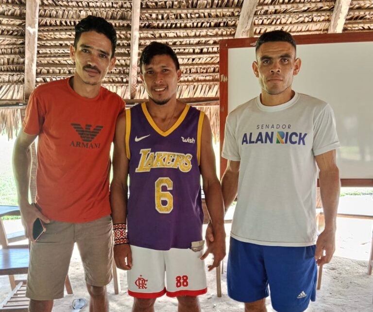 Três homens passam três dias perdidos na mata em Porto Walter após caçada e são resgatados