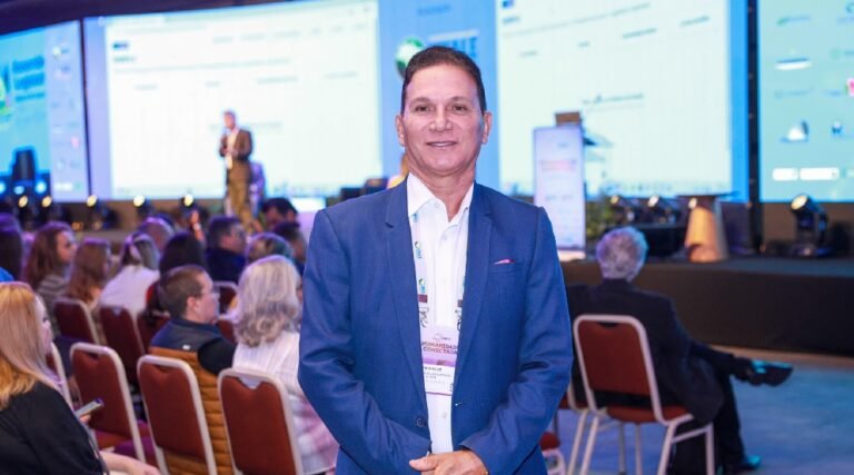 Consultor Legislativo da Aleac é eleito vice-presidente da ANACOL