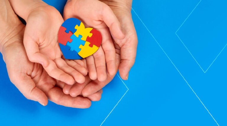 Projeto ILUMINAR promove evento sobre autismo em Cruzeiro do Sul;  acolhimento, informação e rede de apoio para mães atípicas