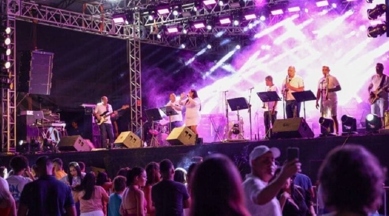 Após críticas, governo do Acre desiste de contratar artistas nacionais para o Réveillon e anuncia programação com foco em atrações locais