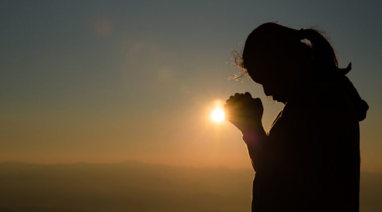 Entre sonhos adiados e esperança renovada, cruzeirenses refletem sobre promessas e o mundo que desejam para 2026