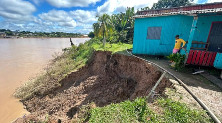 Chuvas intensas provocam deslizamentos, remoções e colocam famílias em alerta em Cruzeiro do Sul