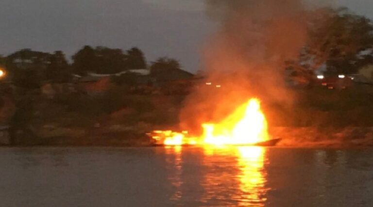 Seis réus irão a júri popular em 22 de janeiro de 2026 por explosão de embarcação que matou seis pessoas em Cruzeiro do Sul