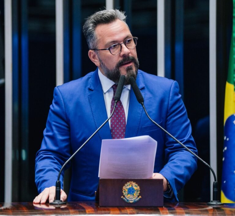 Alan Rick critica decisão monocrática de Gilmar Mendes e defende avanço de pautas que reforçam o equilíbrio entre os Poderes