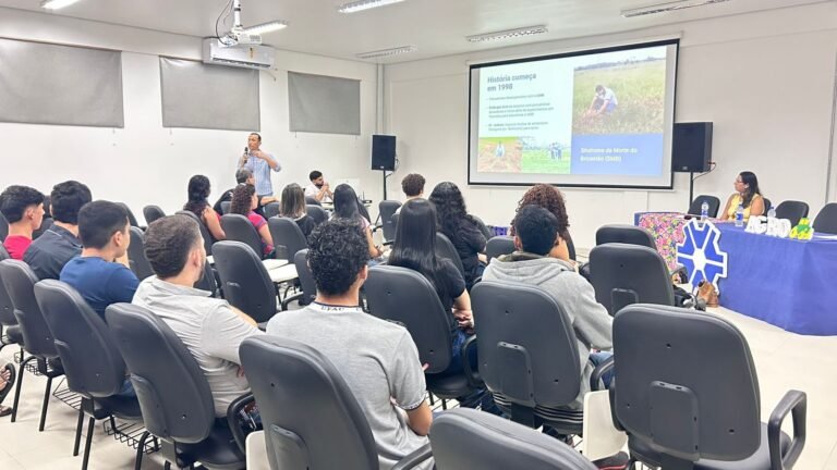Primeiro Encontro das Engenharias reúne alunos e especialistas no Campus Floresta da Ufac