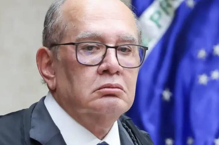 Gilmar determina que só PGR pode pedir impeachment de ministros do STF
