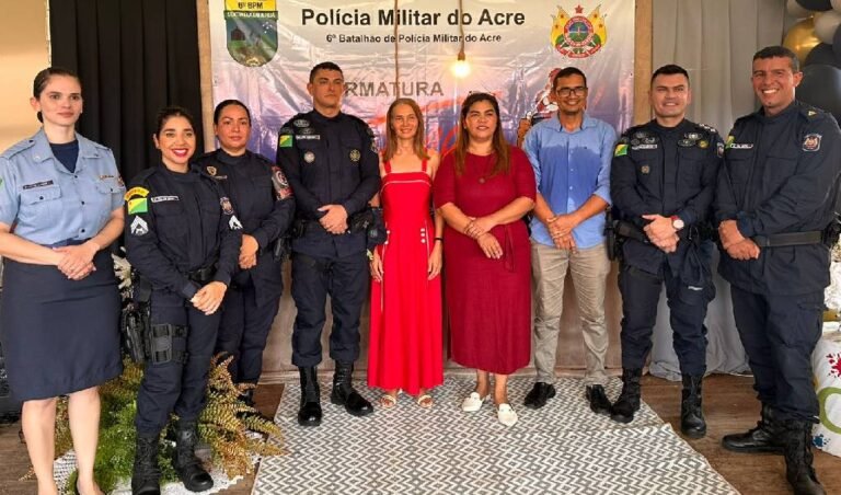 PROERD forma primeira turma na Vila Assis Brasil e encerra atividades do ano em Cruzeiro do Sul