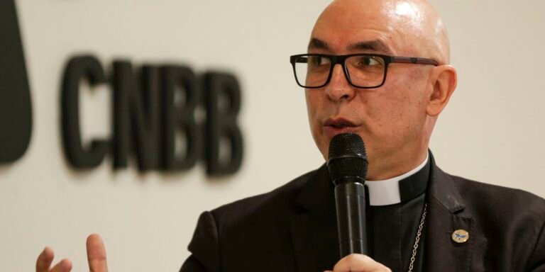 cnbb-defende-democracia-e-alerta-para-“graves-retrocessos”-no-brasil