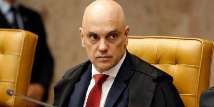 moraes-autoriza-visitas-de-filhos-e-enteada-a-bolsonaro