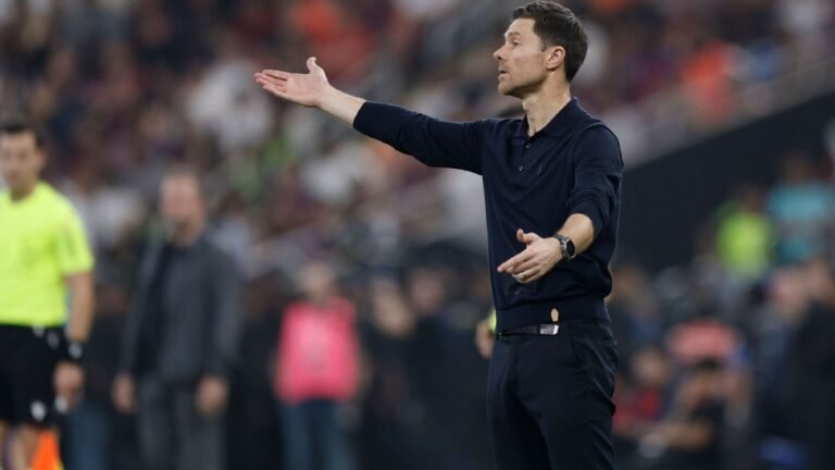 real-madrid-age-rapido-e-ja-anuncia-novo-tecnico-apos-saida-de-xabi-alonso