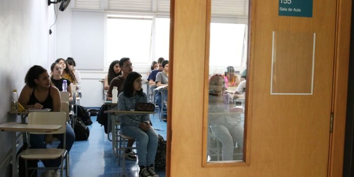 vestibular-da-usp-vai-cobrar-obras-indigenas-e-quadrinhos vestibular-da-usp-vai-cobrar-obras-indigenas-e-quadrinhos