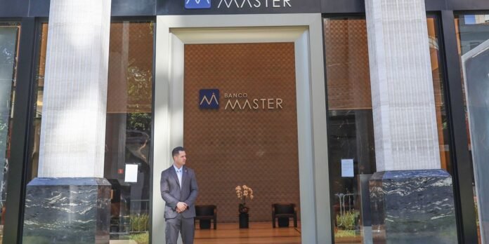 entenda-as-liquidacoes-do-banco-master-e-da-reag