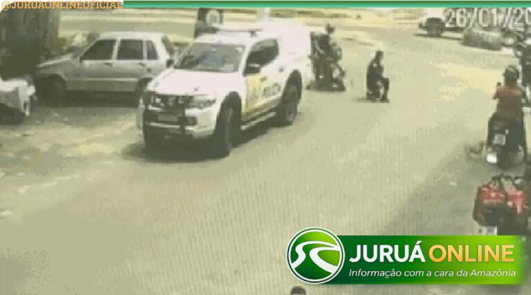 Motociclista sem habilitação atropela policial durante fiscalização de trânsito em Cruzeiro do Sul