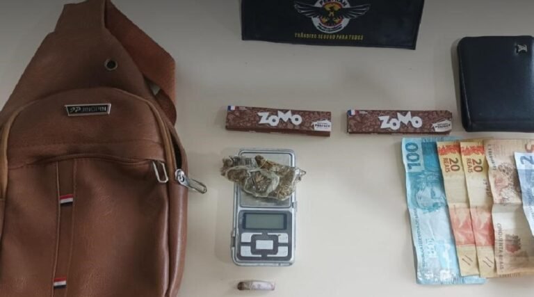 PM conduz motociclista por uso de entorpecente durante fiscalização no Ramal da Buritirana, em Cruzeiro do Sul