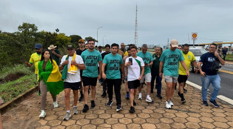 Marcio Bittar cancela férias e vai a Minas Gerais para participar de caminhada até Brasília pela anistia